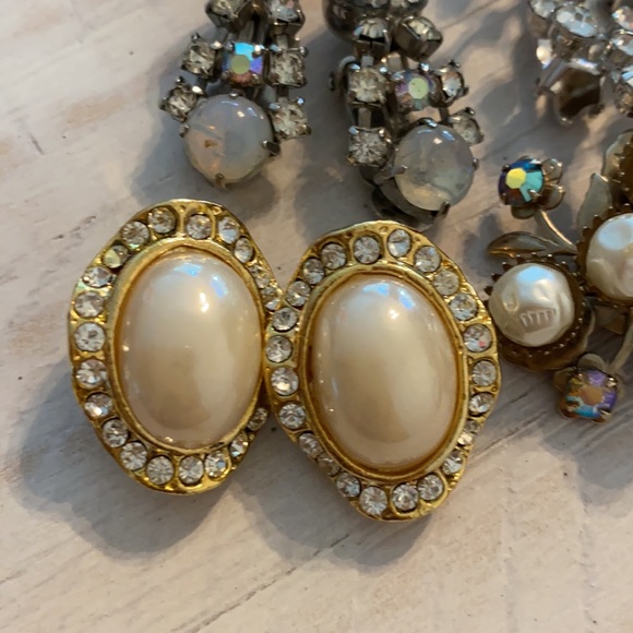 Vintage  earring bundle -10 pairs - Picture 9 of 11